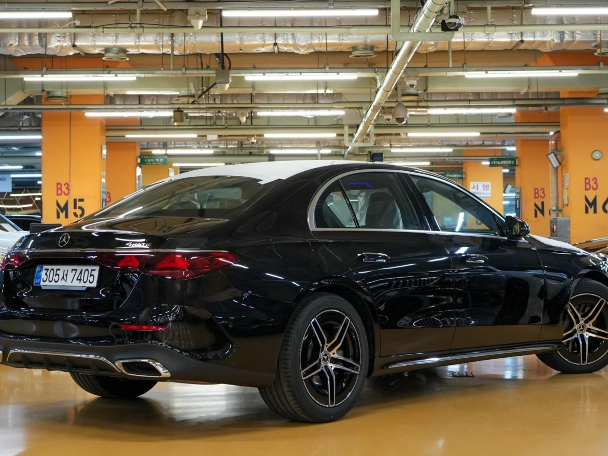 MERCEDES BENZ E-CLASS W214