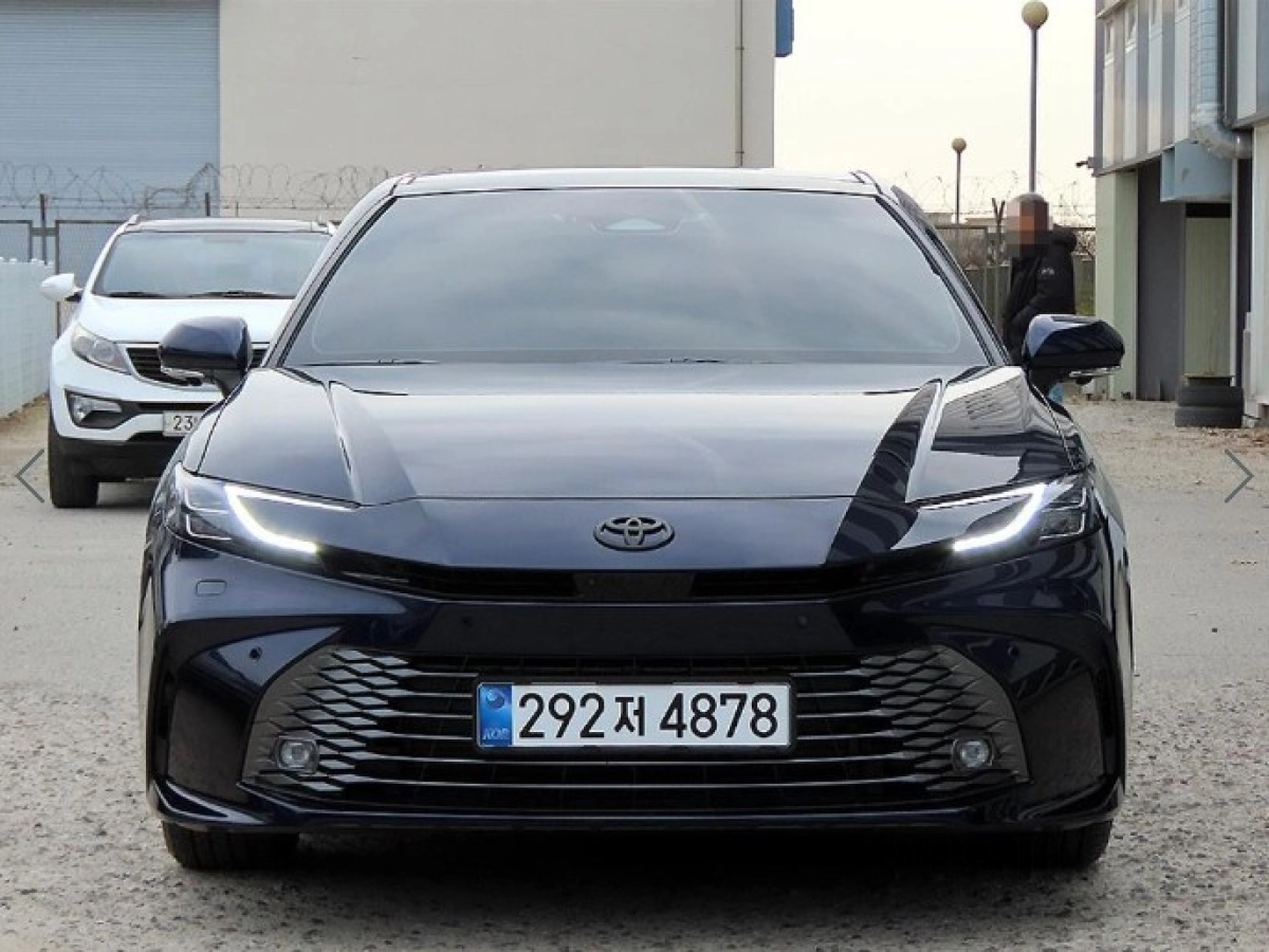 TOYOTA CAMRY XV80  2025