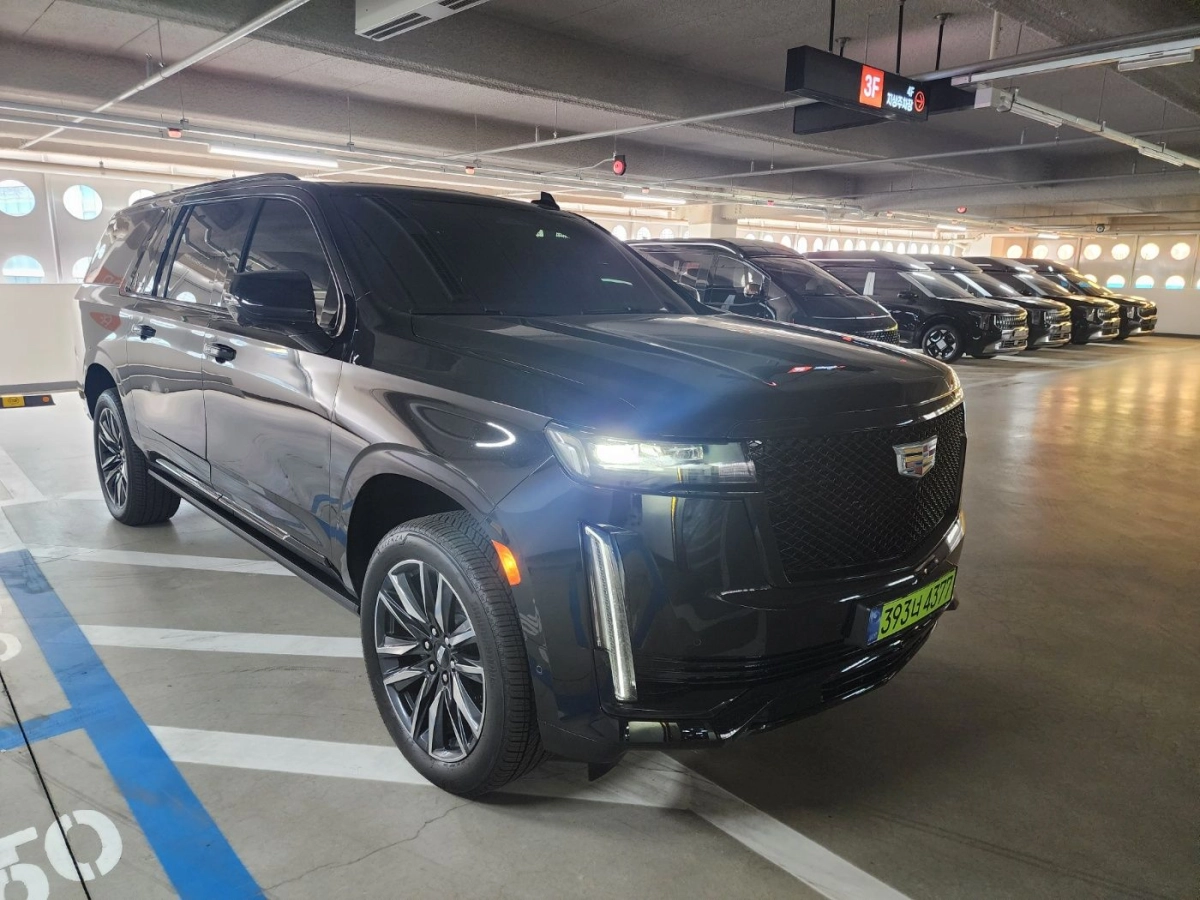 CADILLAC ESCALADE  2023