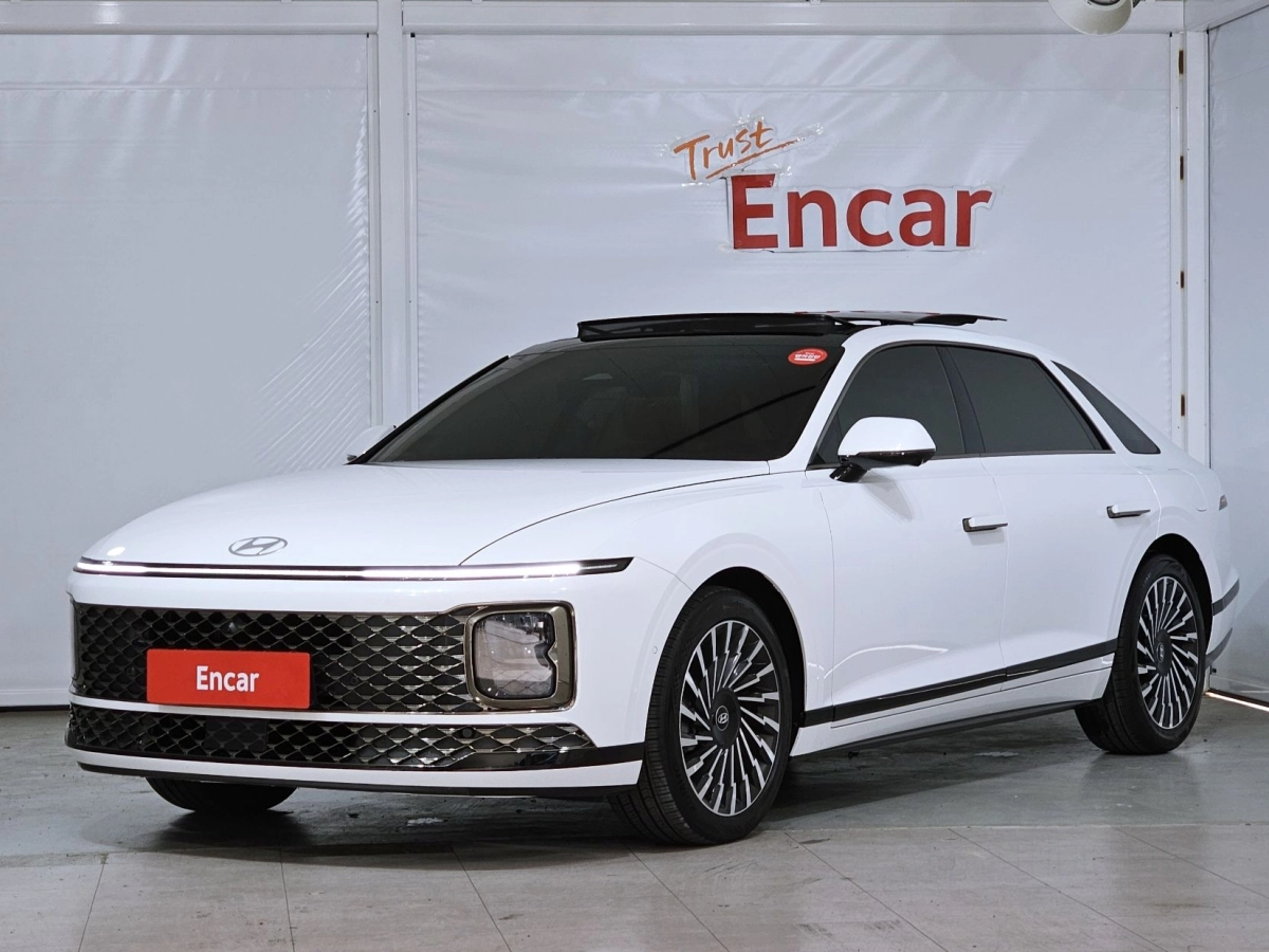 HYUNDAI GRANDEUR GN7  2025