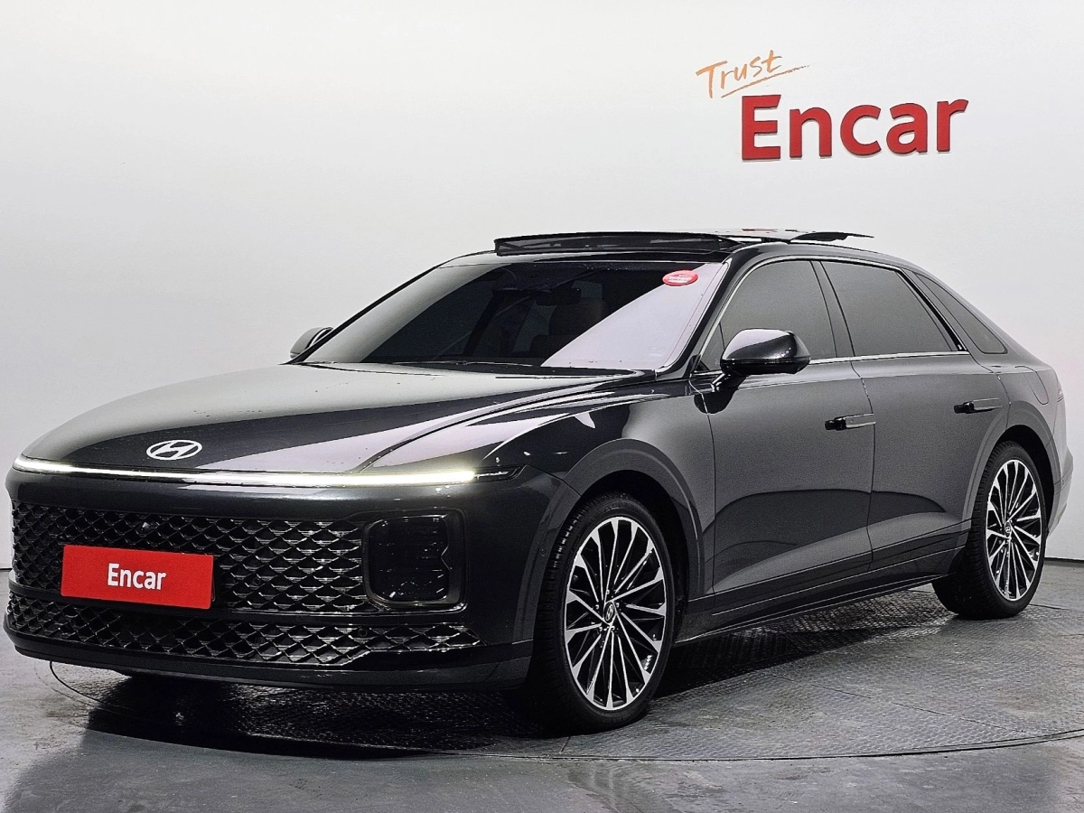 HYUNDAI GRANDEUR HYBRID GN7 2025