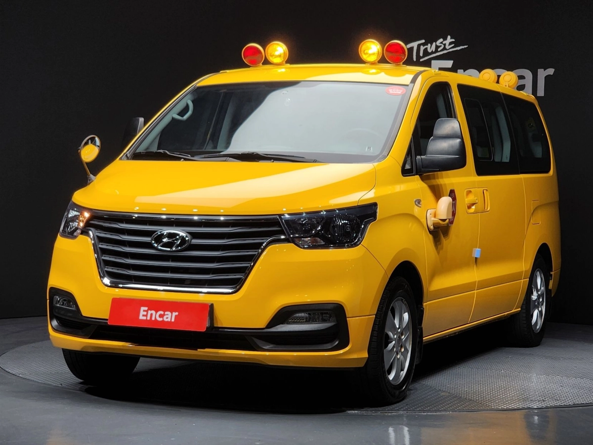 HYUNDAI STAREX GRAND 2021