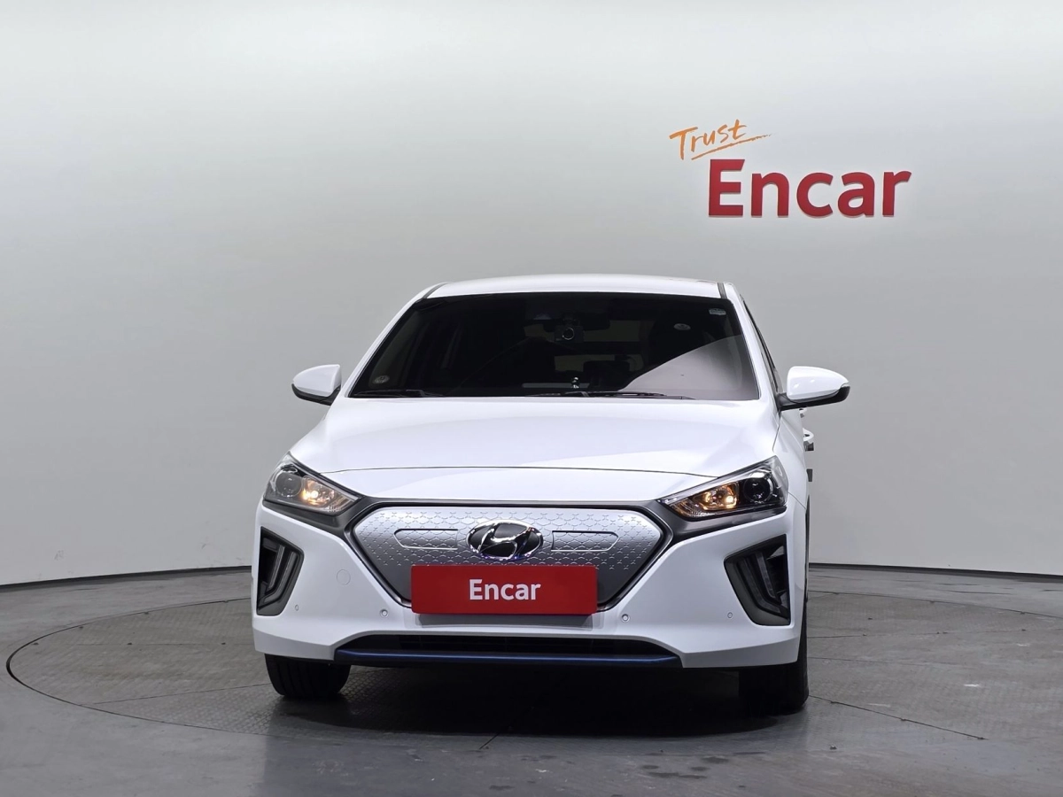 HYUNDAI IONIQ ELECTRIC
