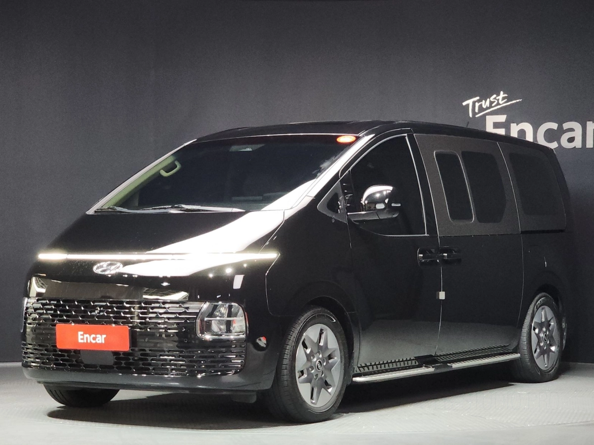 HYUNDAI STARIA 2022