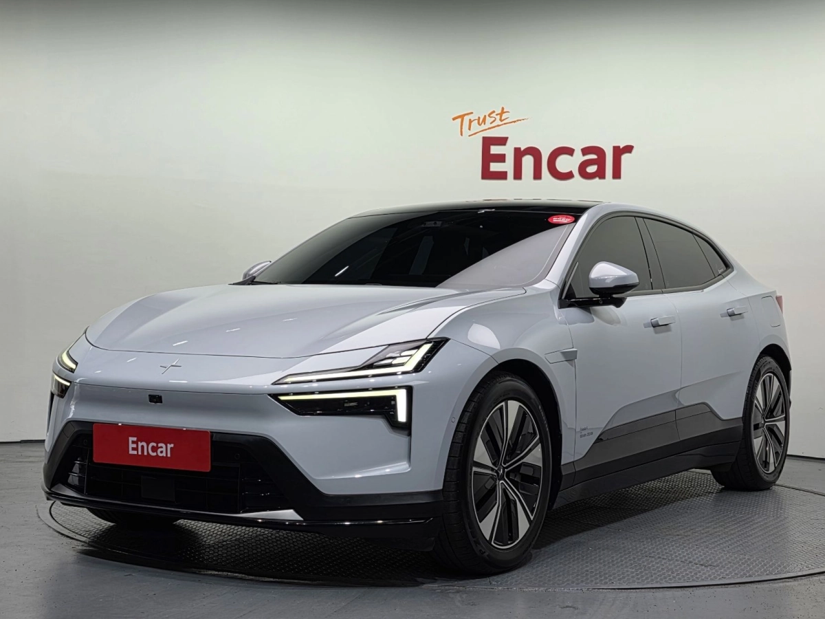 POLESTAR POLESTAR 4  2025