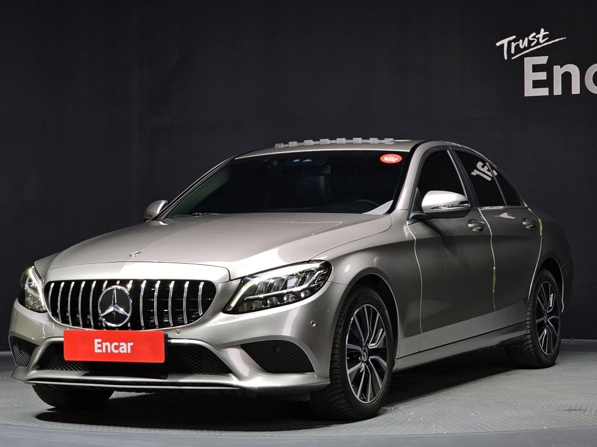 MERCEDES BENZ C-CLASS W205  2020
