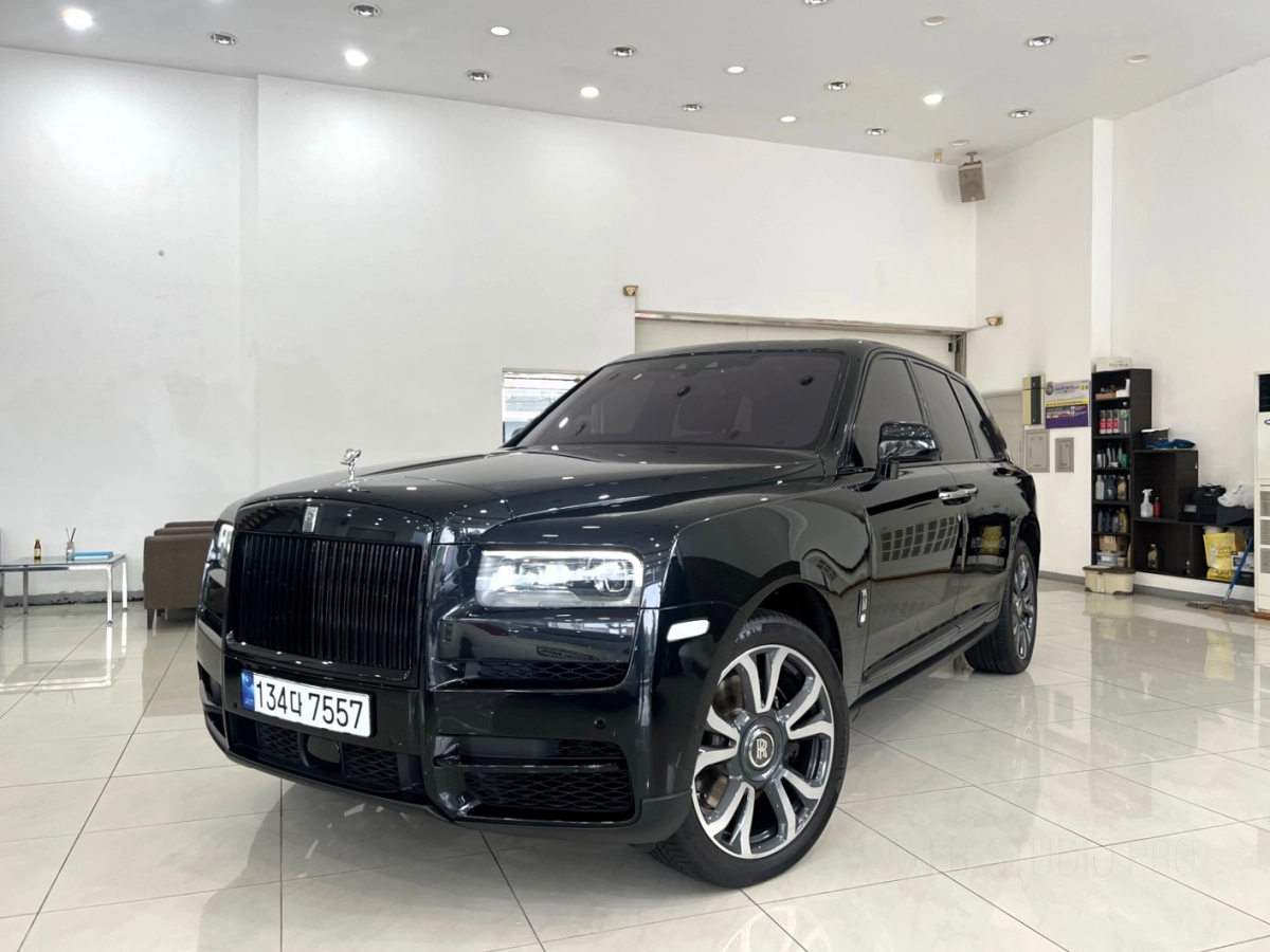 ROLLS ROYCE CULLINAN  2023