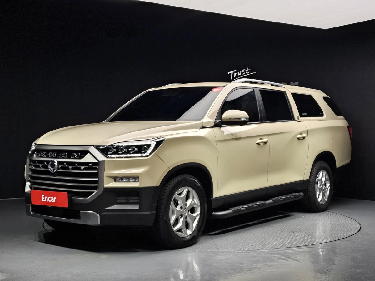 SSANGYONG REXTON SPORTS CAR