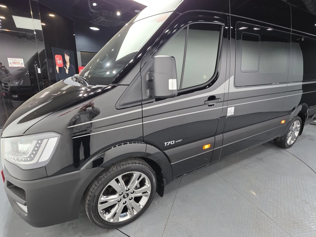 HYUNDAI SOLATI  2024