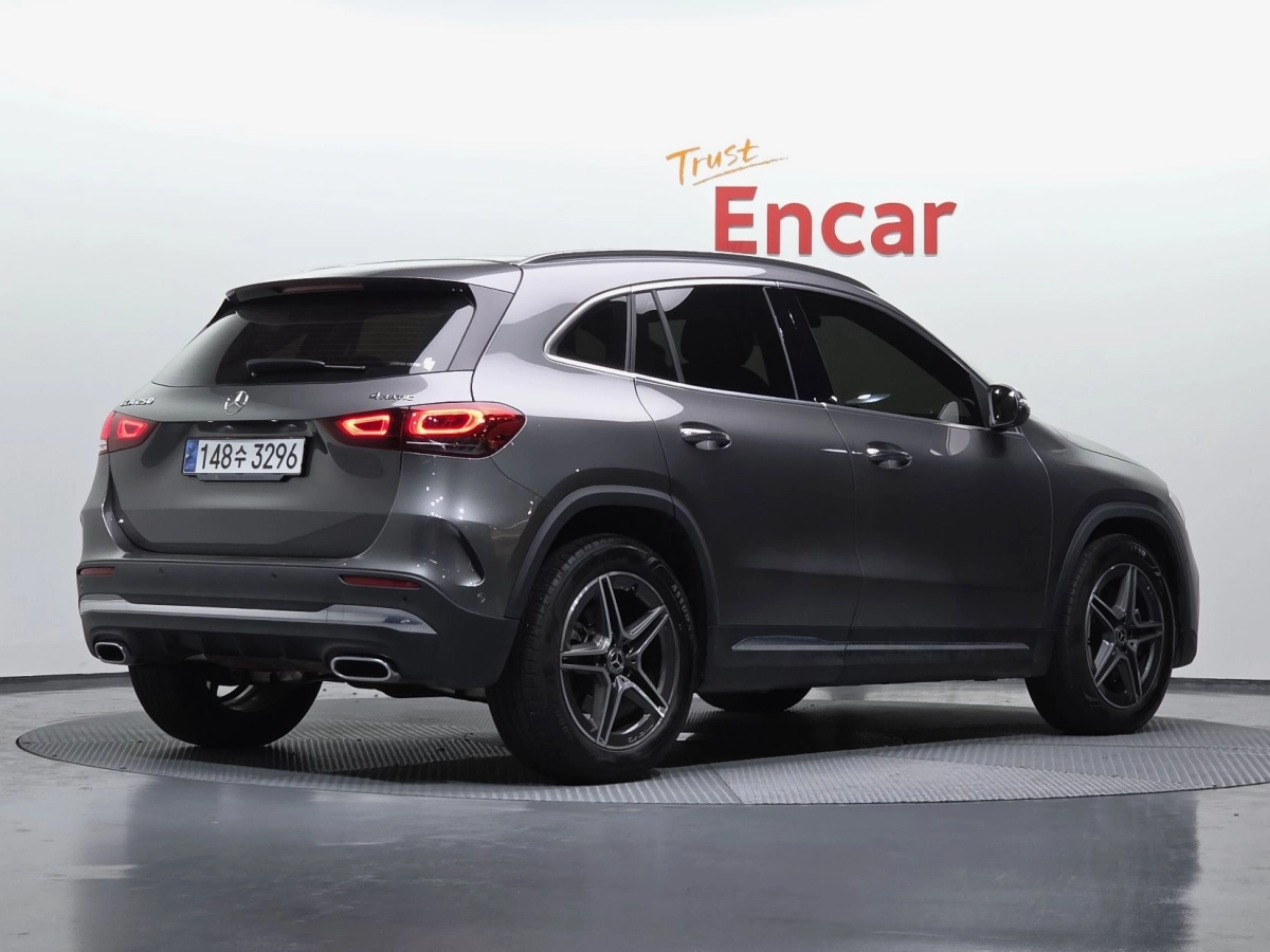 MERCEDES BENZ GLA-CLASS H247