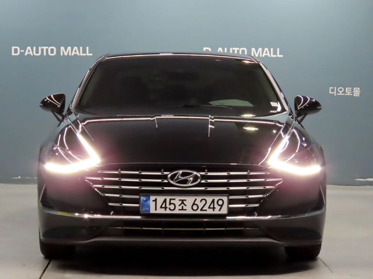 HYUNDAI SONATA HYBRID DN8