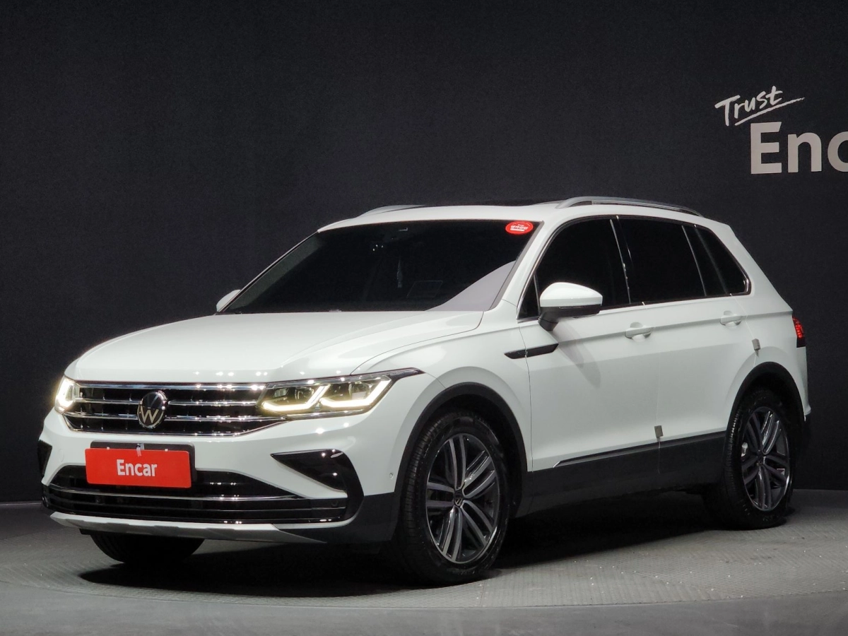 VOLKSWAGEN TIGUAN  2024