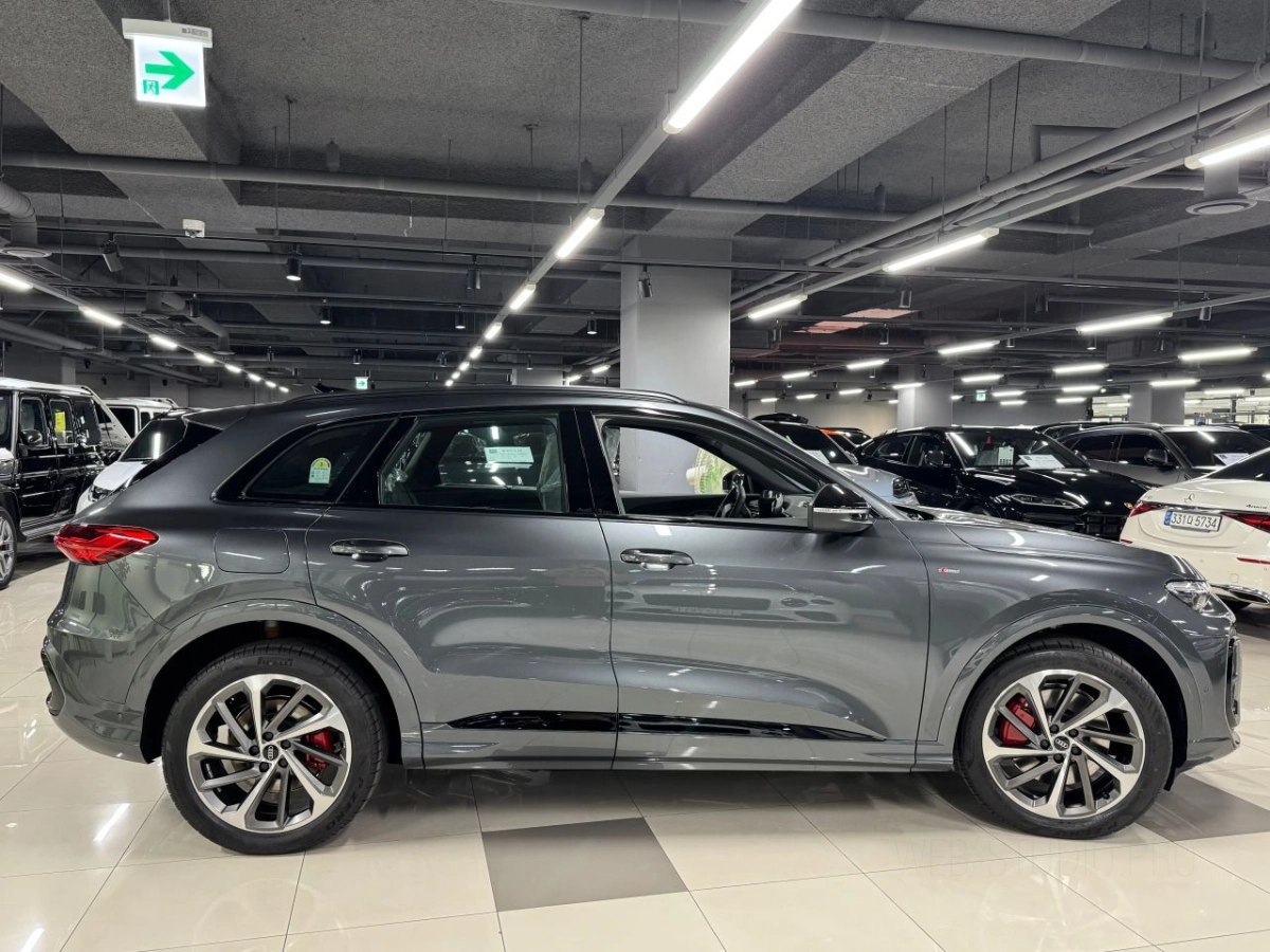 AUDI Q5 80A