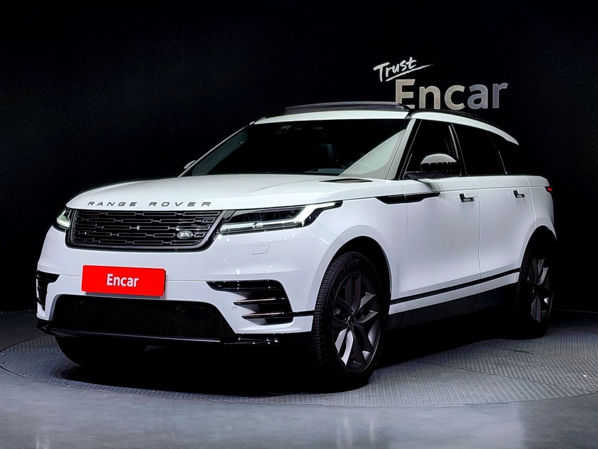 LAND ROVER RANGE ROVER VELAR  2025