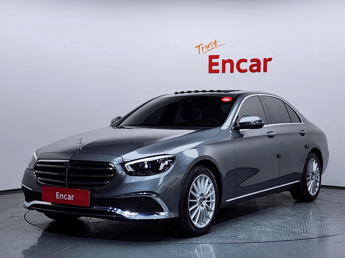 MERCEDES BENZ E-CLASS W213 2022