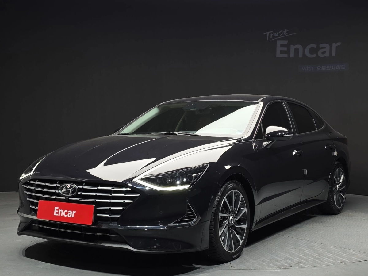 HYUNDAI SONATA HYBRID DN8  2023