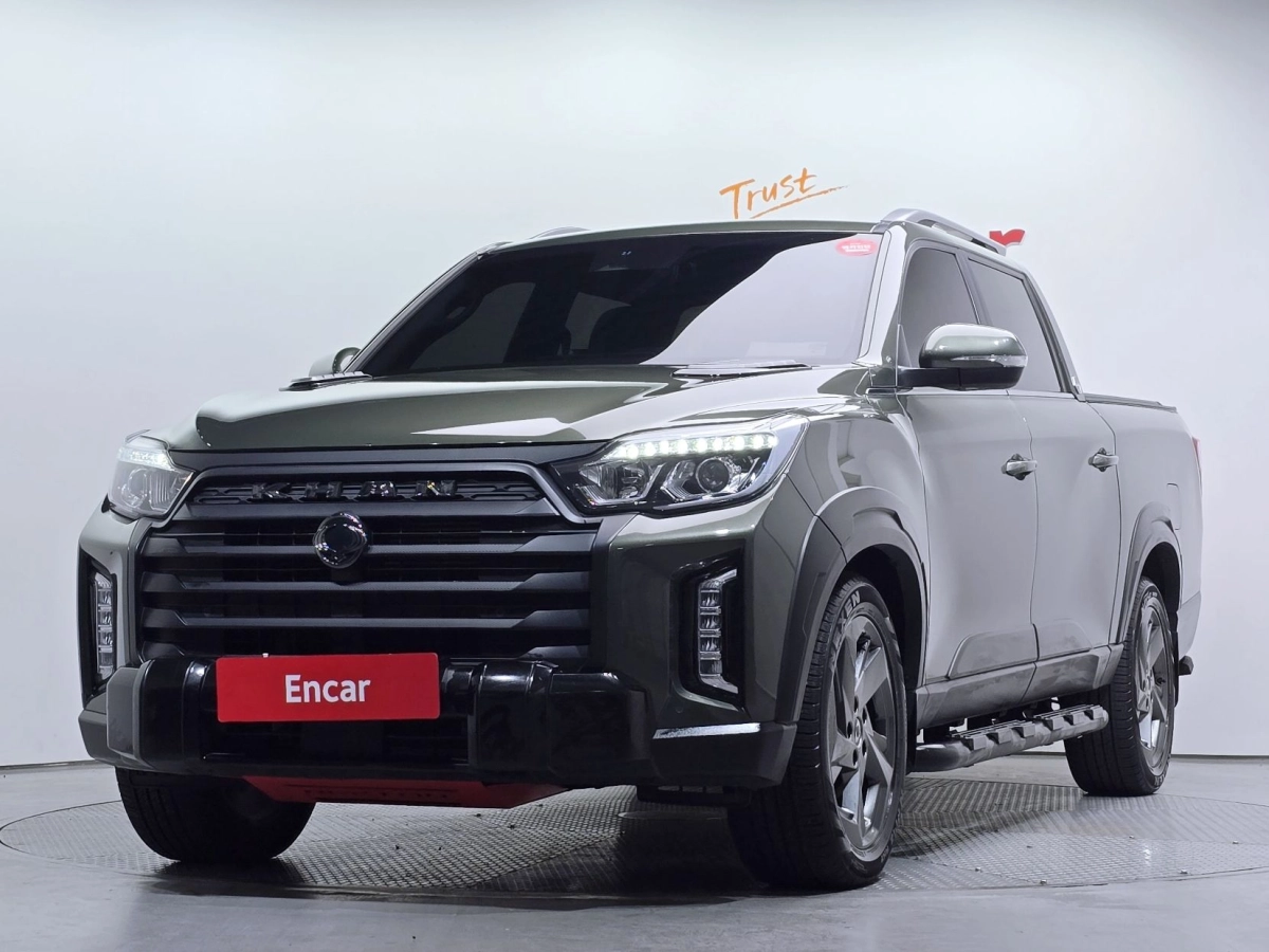 SSANGYONG REXTON SPORTS CAR