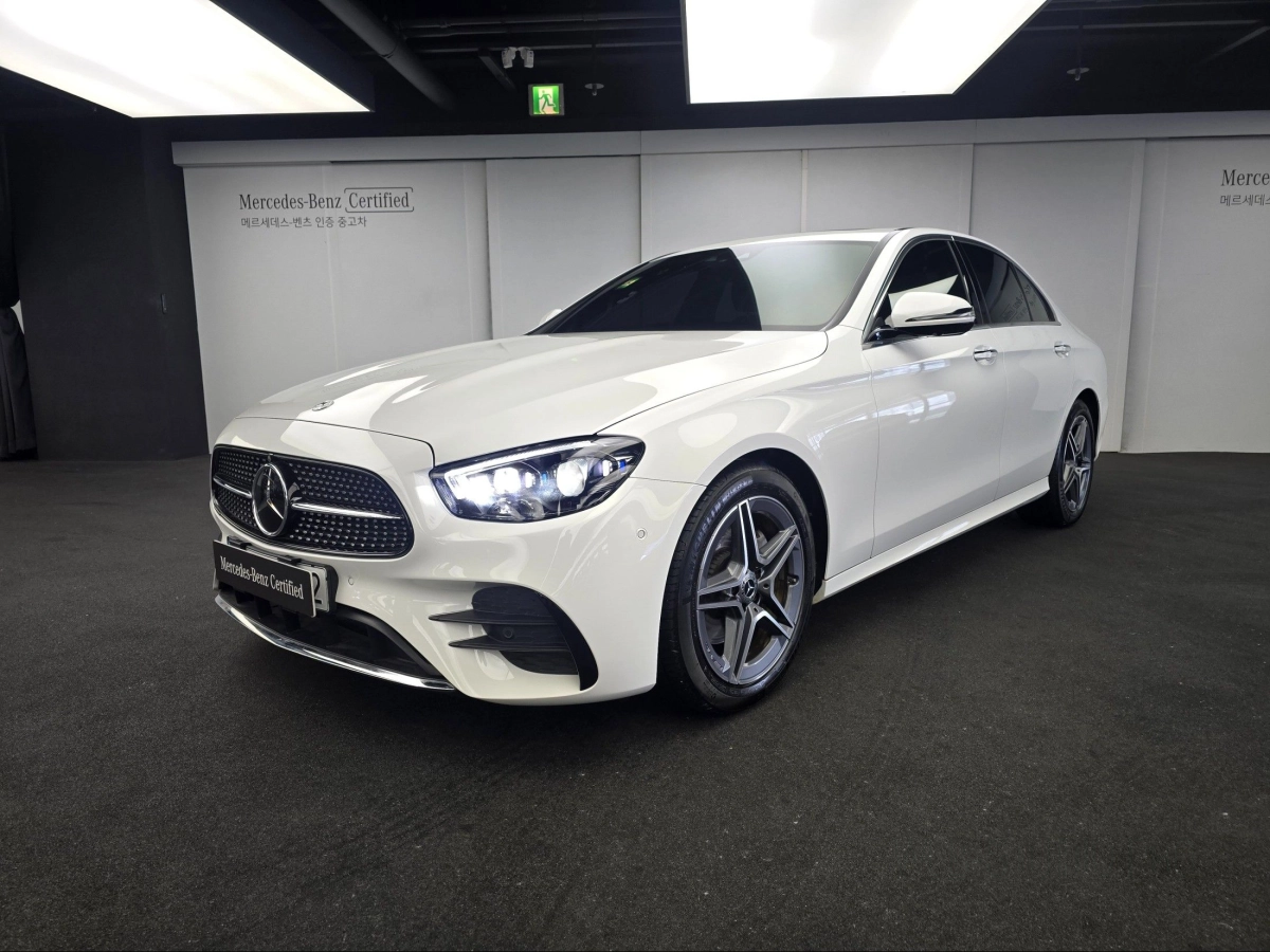 MERCEDES BENZ E-CLASS W213 2023