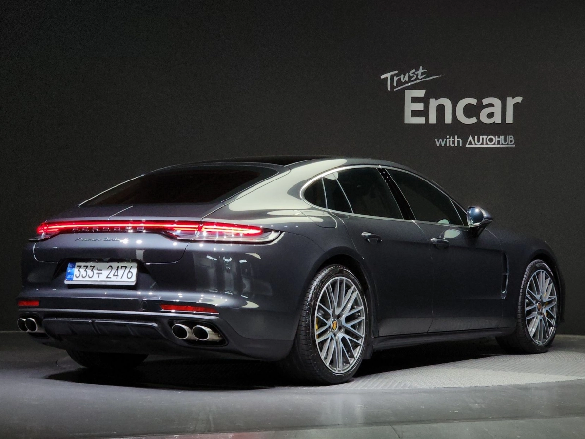 PORSCHE PANAMERA 971