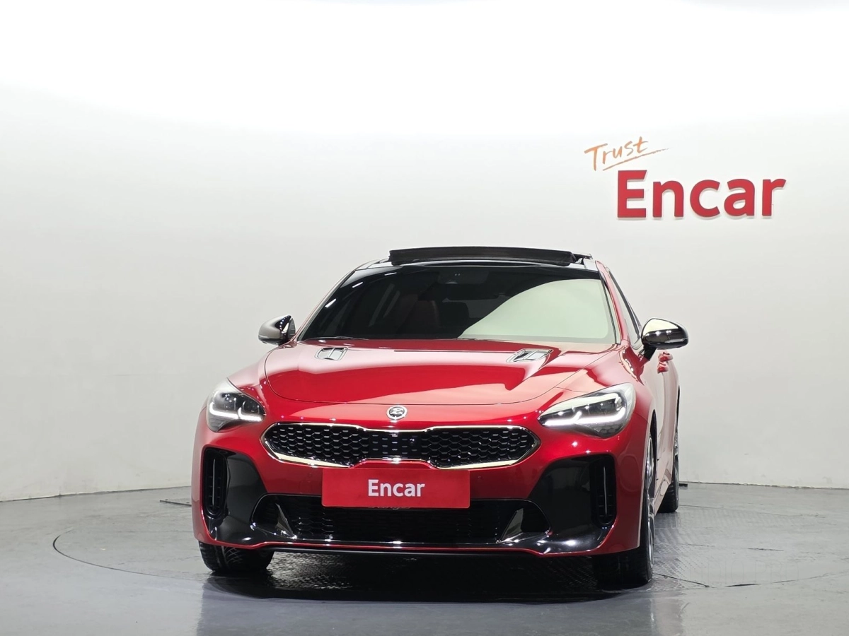 KIA STINGER