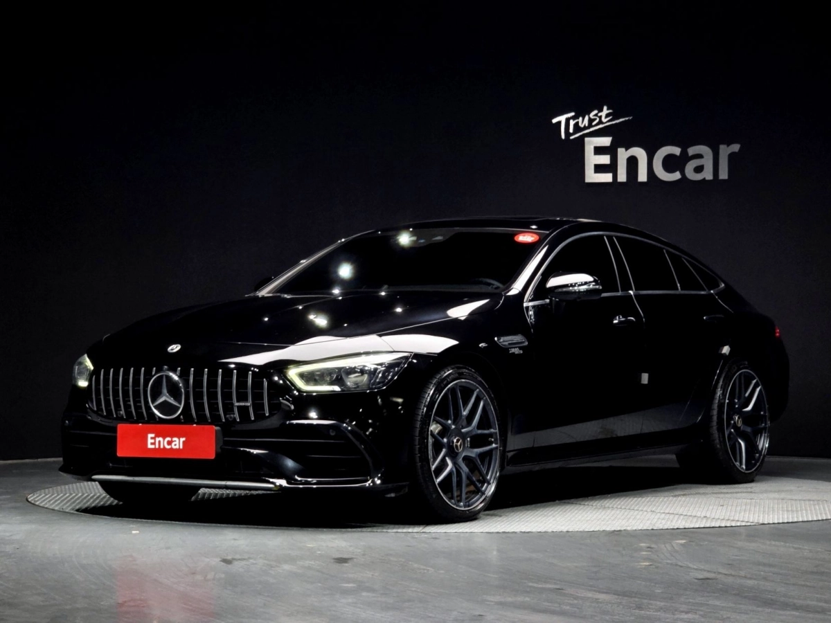 MERCEDES BENZ AMG GT