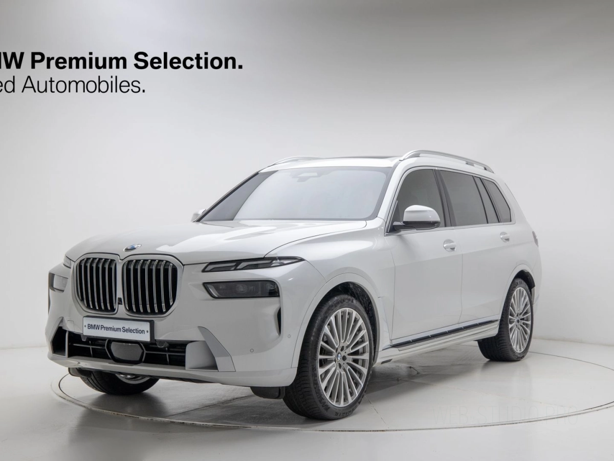 BMW X7 G07 2024
