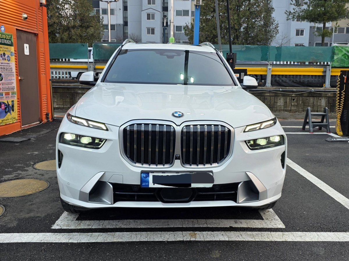 BMW X7 G07 2023