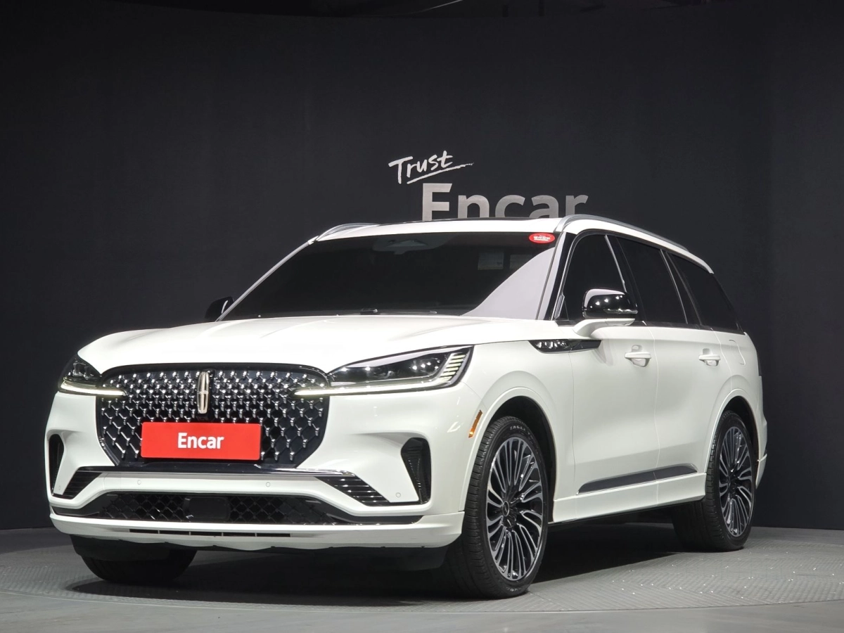 LINCOLN AVIATOR 2024