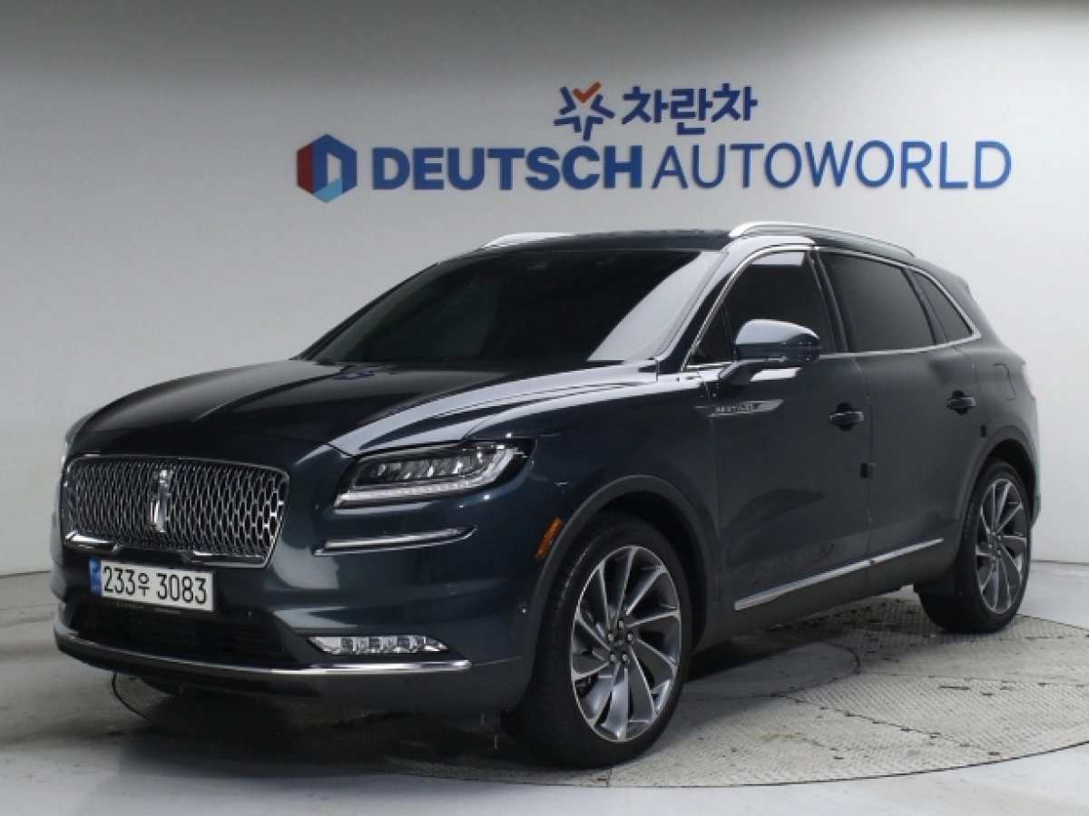 LINCOLN NAUTILUS  2023