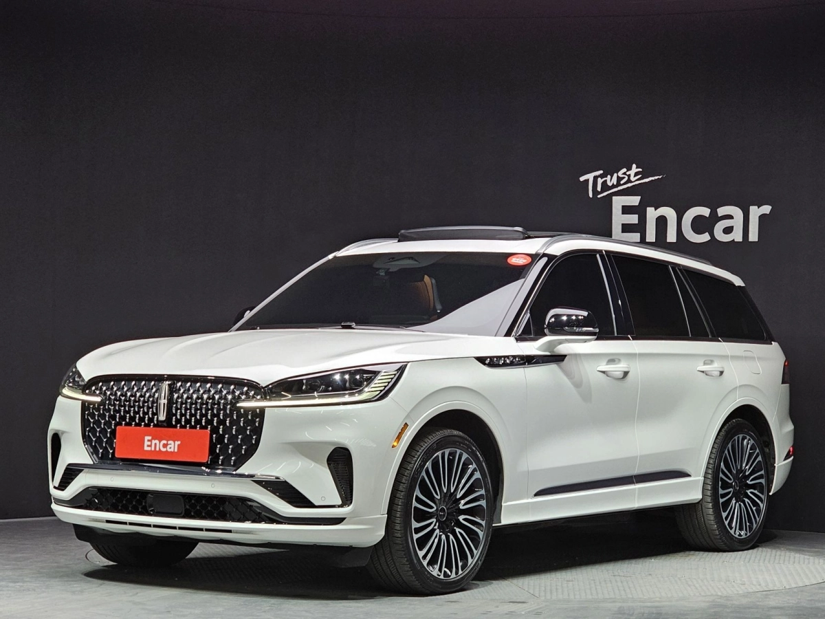 LINCOLN AVIATOR 2024