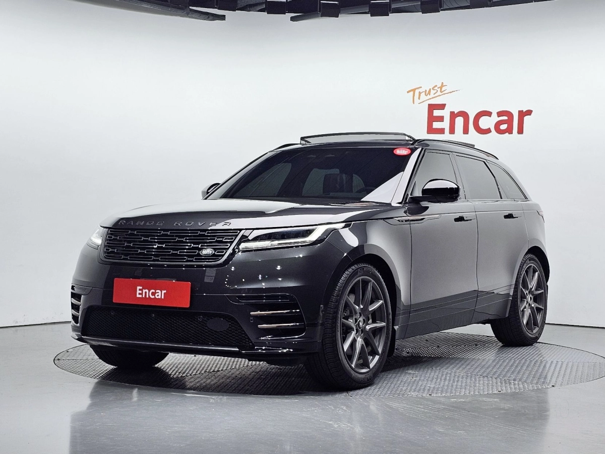 LAND ROVER RANGE ROVER VELAR  2025