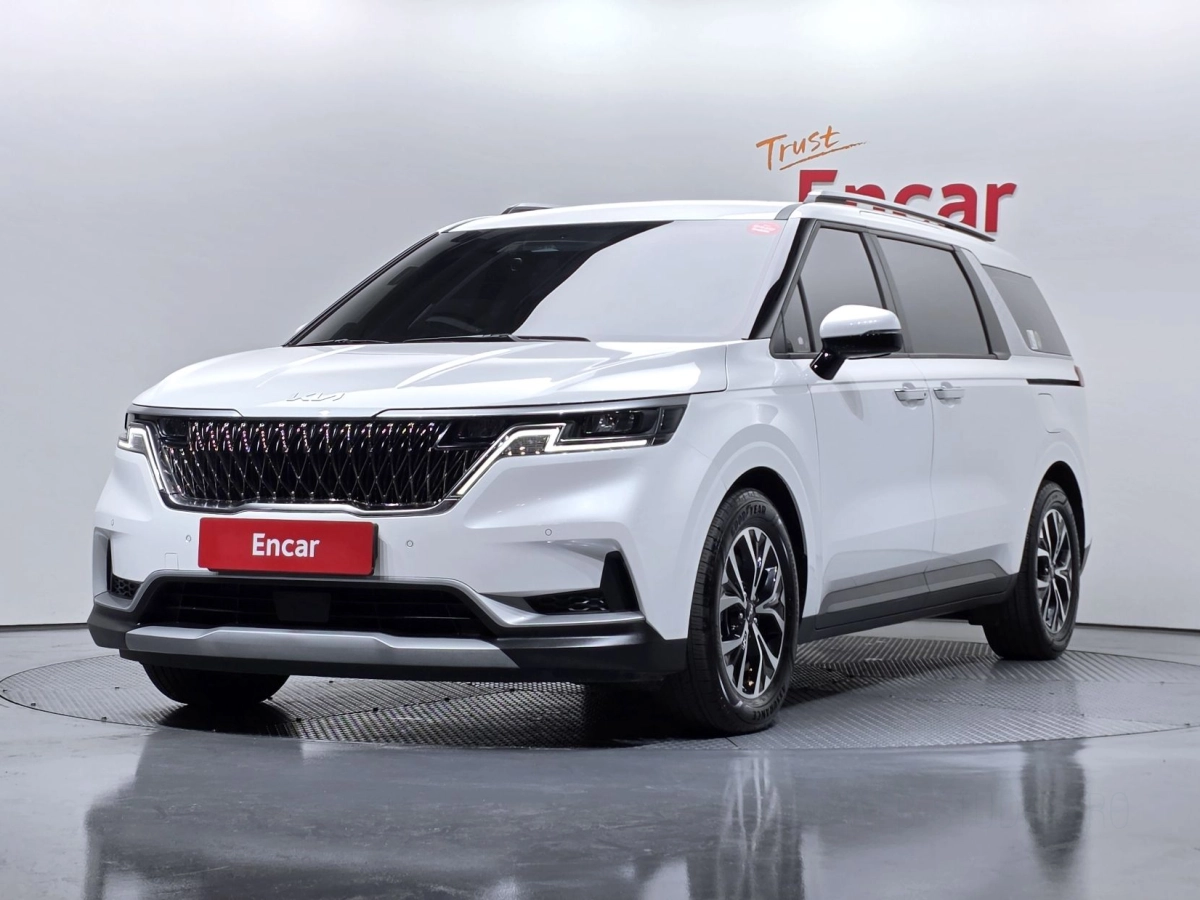 KIA CARNIVAL 2023