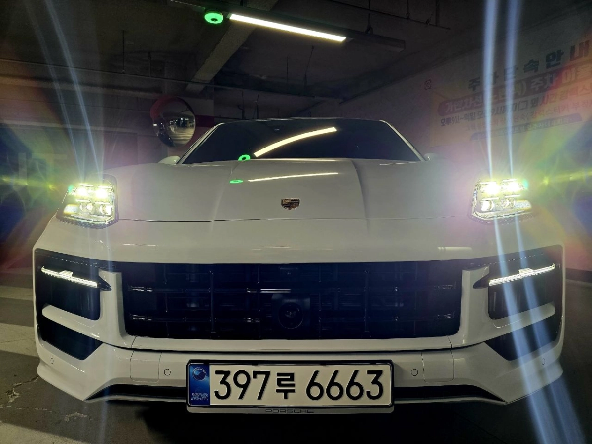 PORSCHE CAYENNE PO536