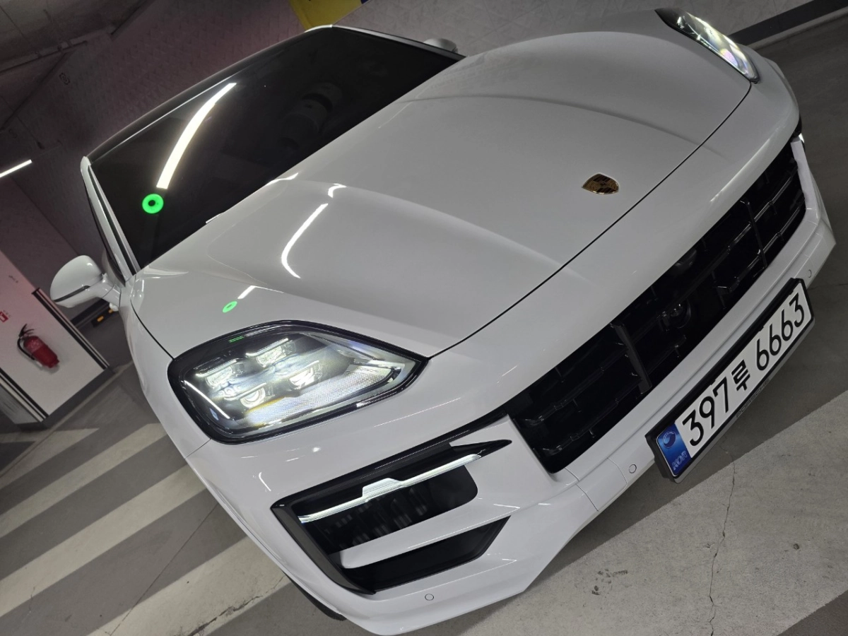 PORSCHE CAYENNE PO536