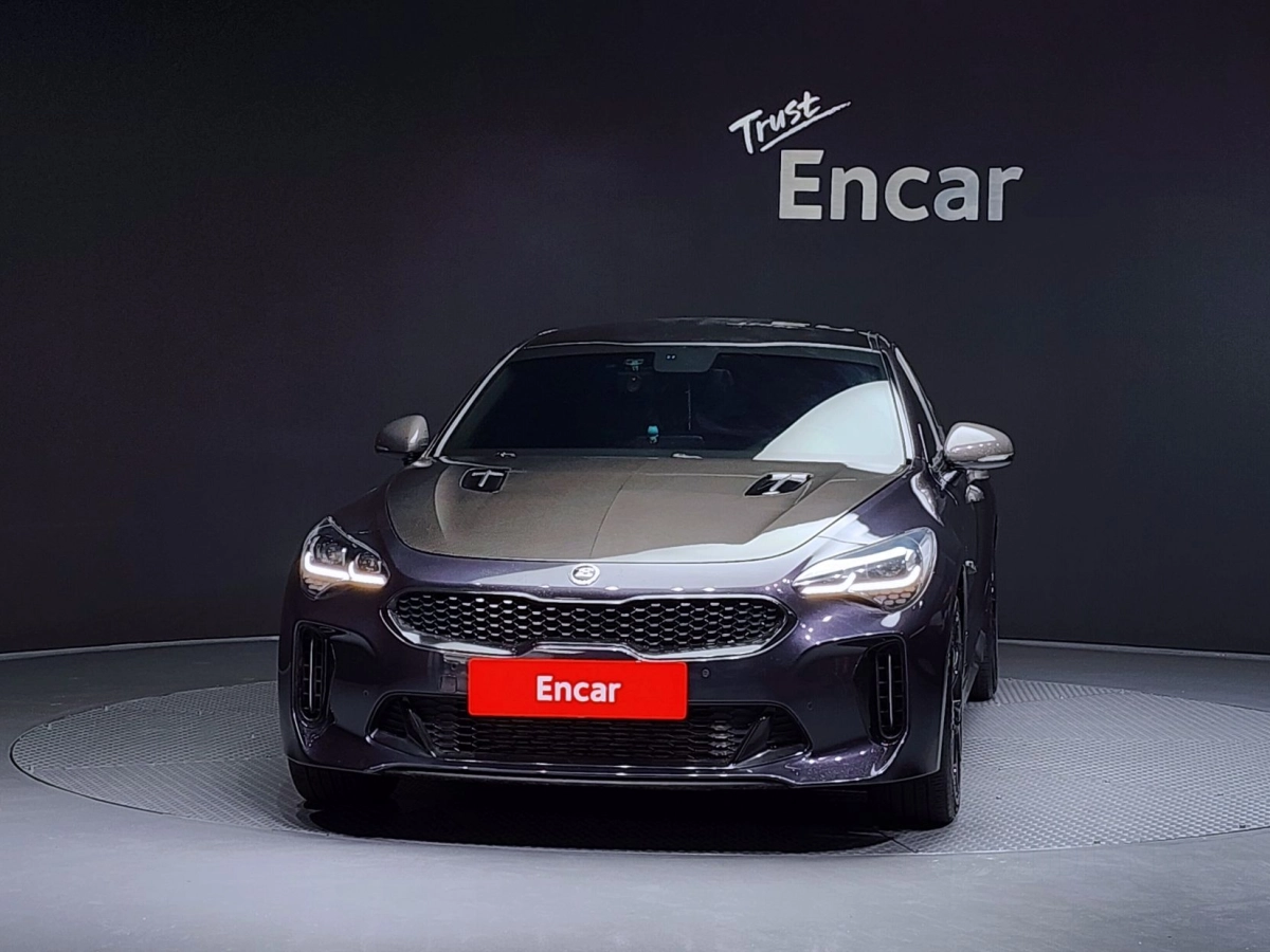 KIA STINGER