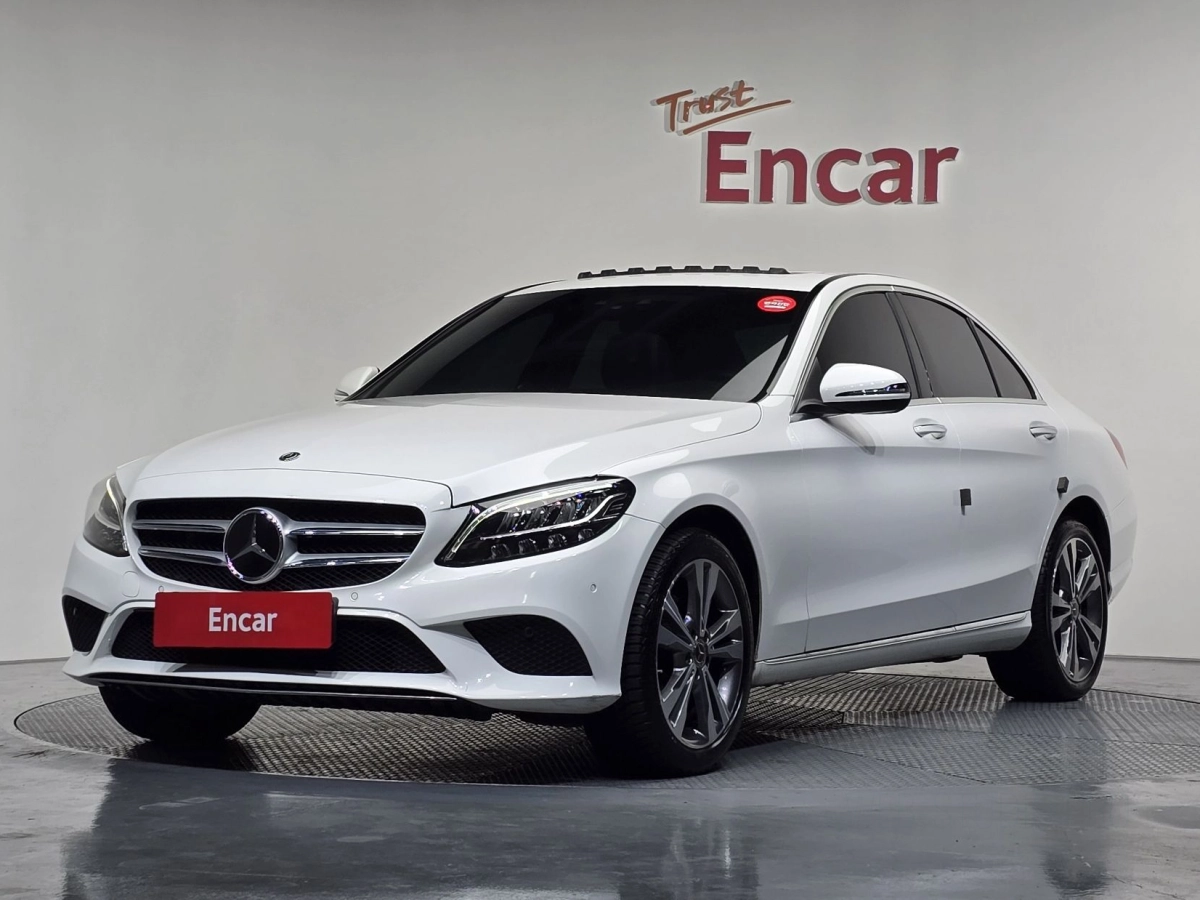 MERCEDES BENZ C-CLASS W205  2021