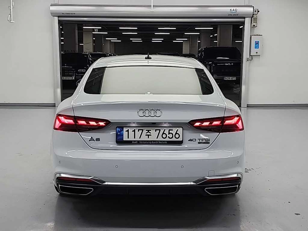 AUDI A5 F5
