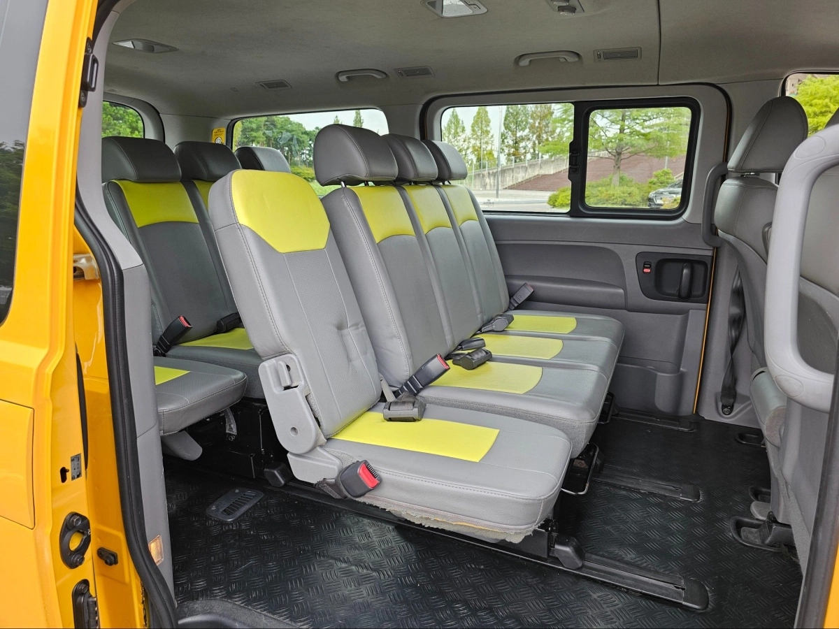 HYUNDAI STAREX GRAND