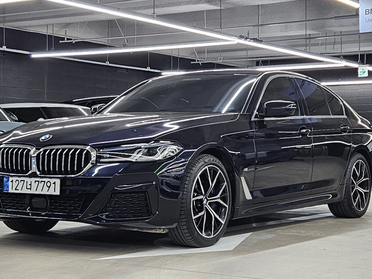 BMW 5-SERIES G30 2022