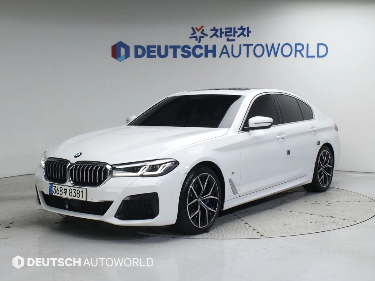 BMW 5-SERIES G30 2022