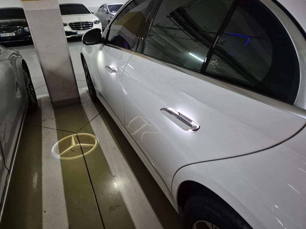 MERCEDES BENZ E-CLASS W214