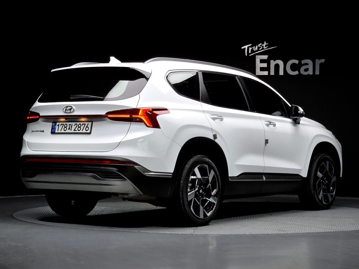 HYUNDAI SANTAFE 2023