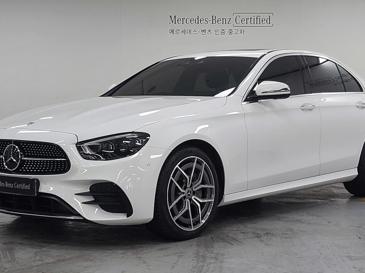 MERCEDES BENZ E-CLASS W213 2022