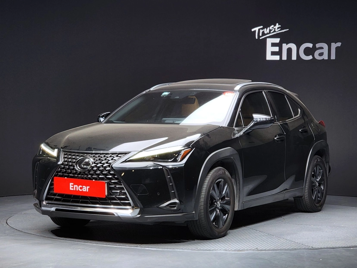 LEXUS UX250H  2023