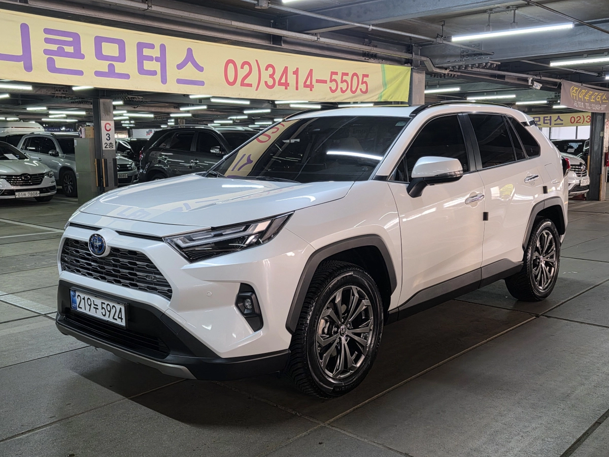 TOYOTA RAV4