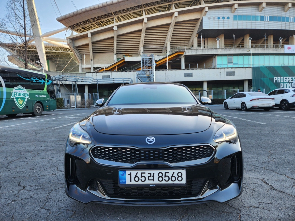 KIA STINGER MEISTER