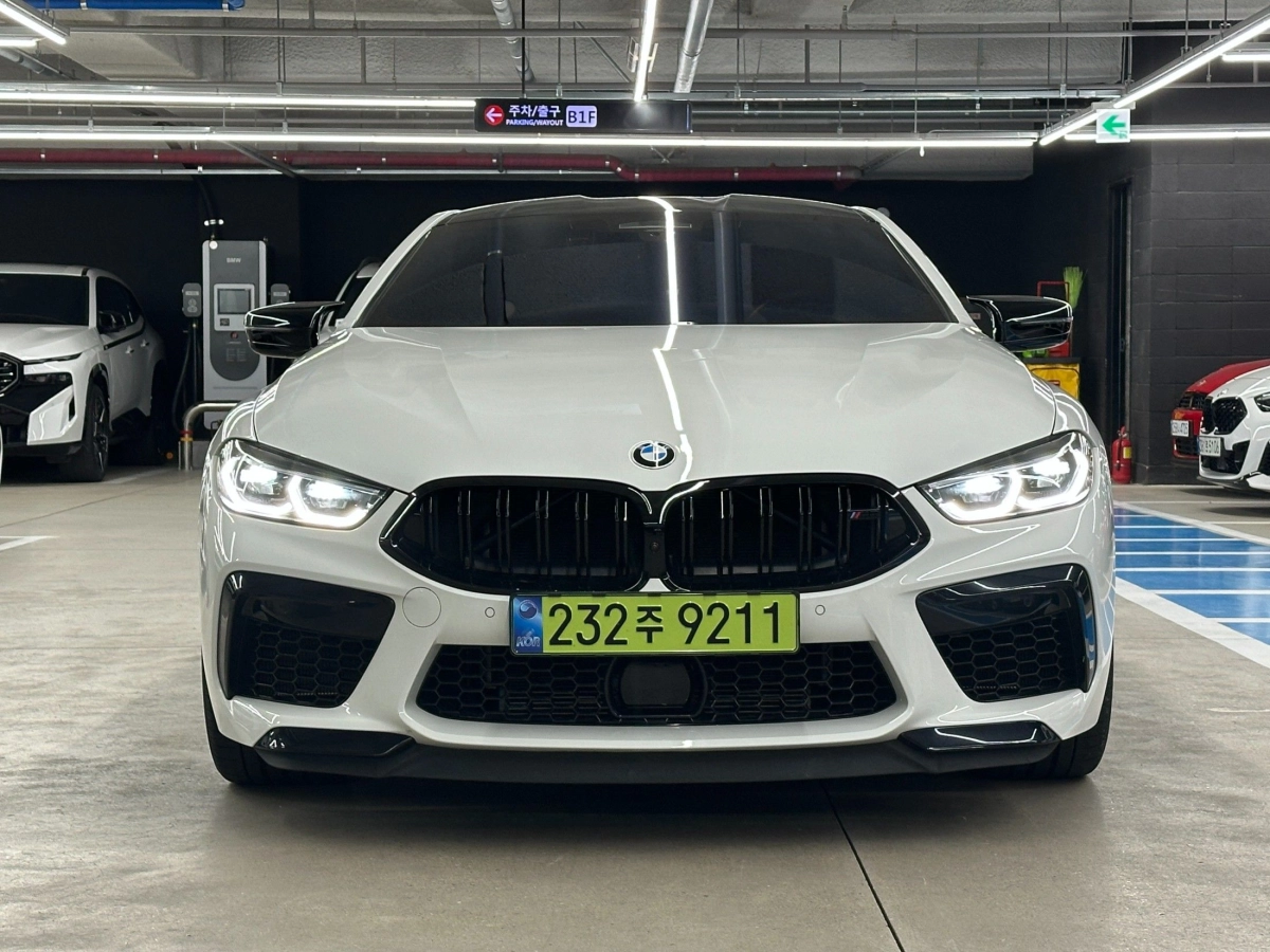 BMW M8 G15