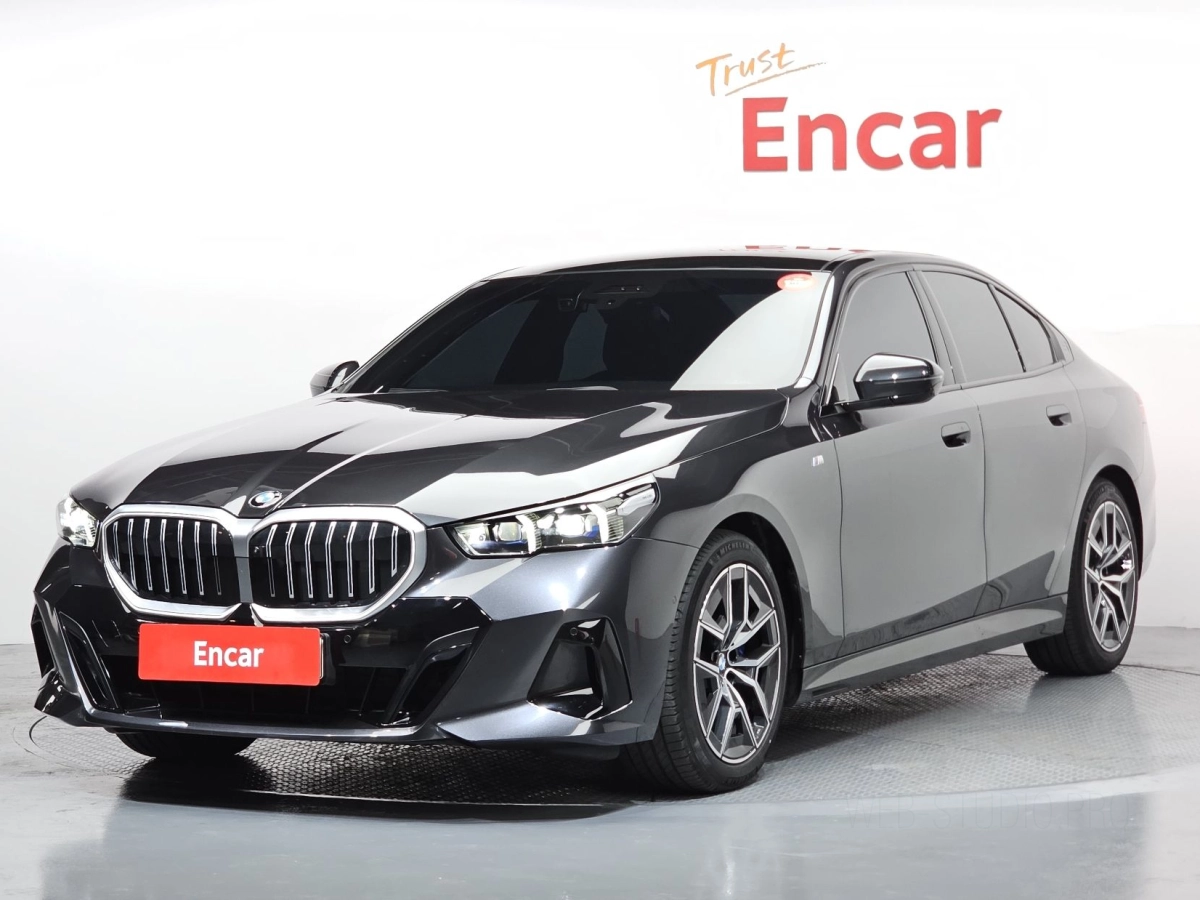 BMW 5-SERIES G60 2025