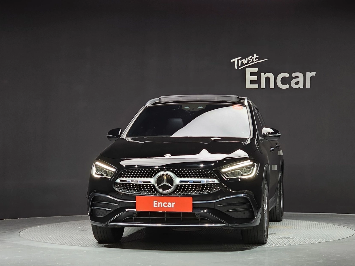 MERCEDES BENZ GLA-CLASS H247