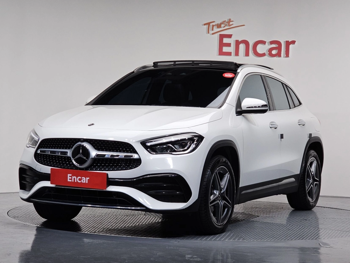 MERCEDES BENZ GLA-CLASS H247  2023